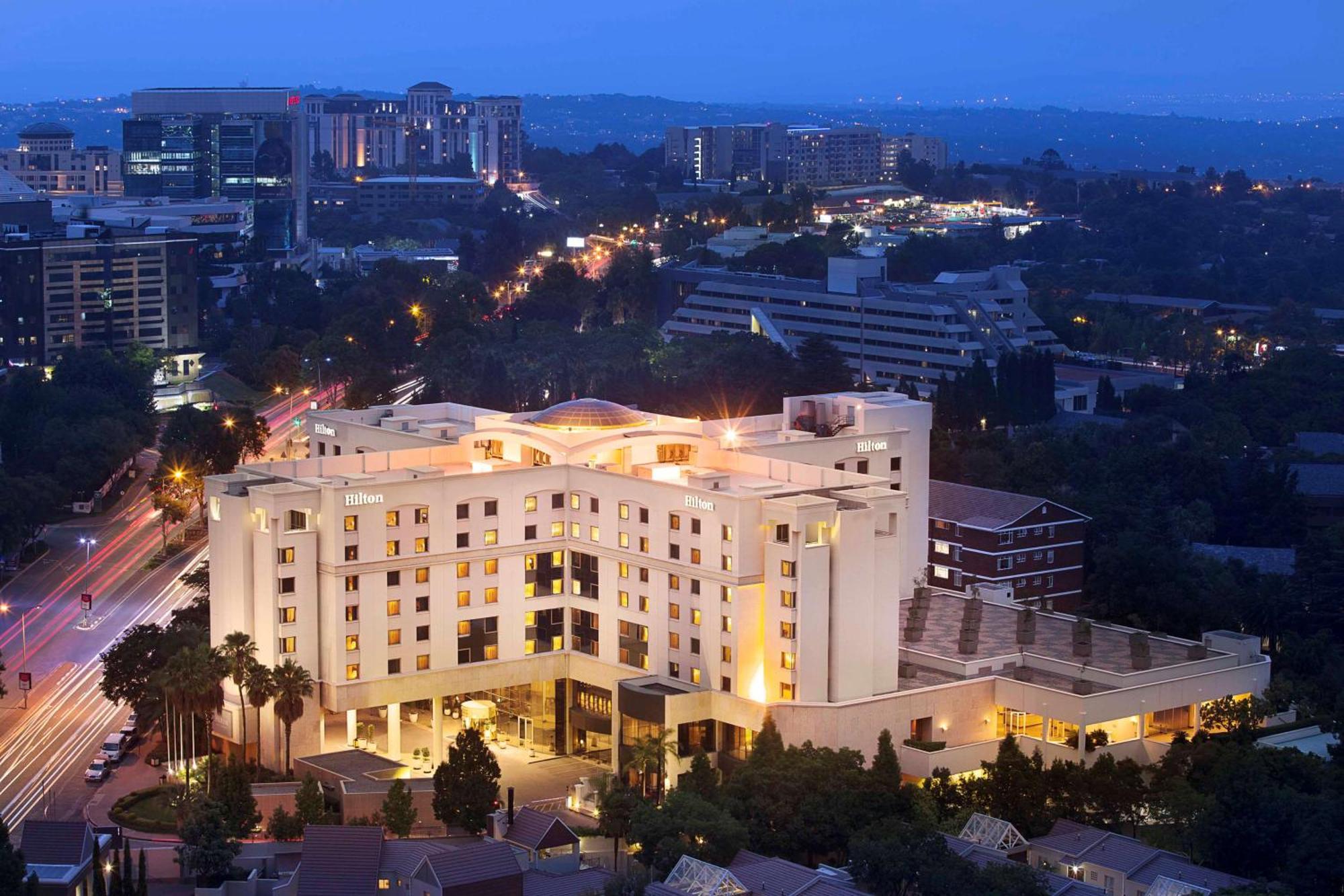 Hilton Sandton Johannesburg Exterior photo